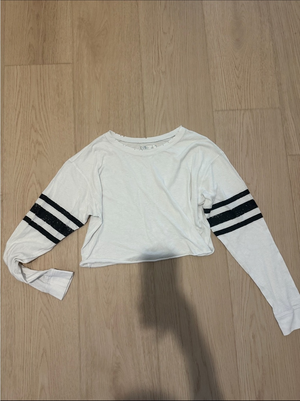 White Cropped Long-Sleeve Top with Black Sleeve Stripes